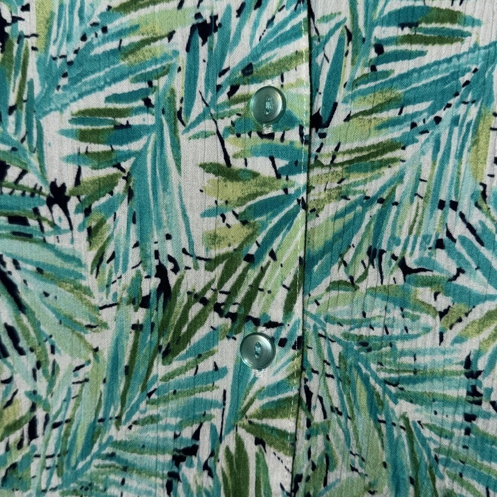 Appleseed’s Crinkle Collared Button Down Shirt Gr… - image 4